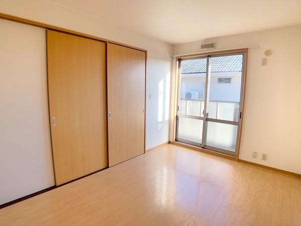 木津川市州見台２丁目のアパート