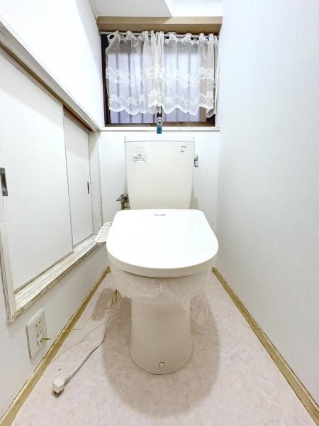 大和高田市今里町　貸家