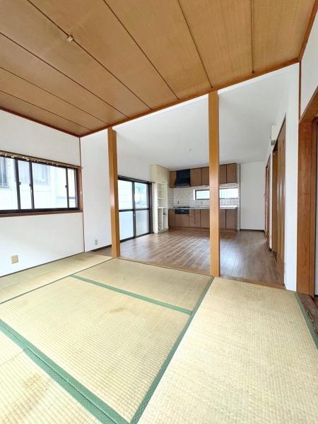 大和高田市今里町　貸家