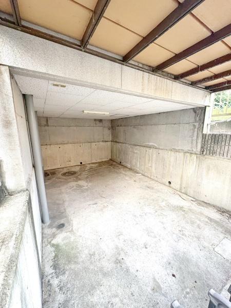 北葛城郡上牧町服部台1丁目の貸家(駐車場)