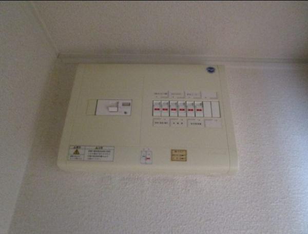 大竹市西栄３丁目のアパート