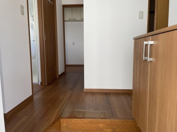 中津町３丁目貸家