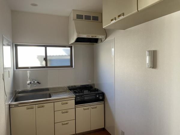 中津町３丁目貸家