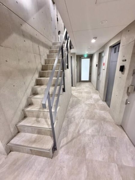 ＣＲＥＡＬ三軒茶屋