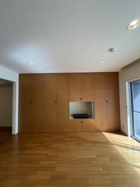 Ｅｌｉｔｅ　Ｒｅｓｉｄｅｎｃｅ　Ｍｉｙａｍａｓｕｚａｋａ