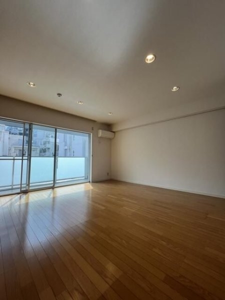 Ｅｌｉｔｅ　Ｒｅｓｉｄｅｎｃｅ　Ｍｉｙａｍａｓｕｚａｋａ