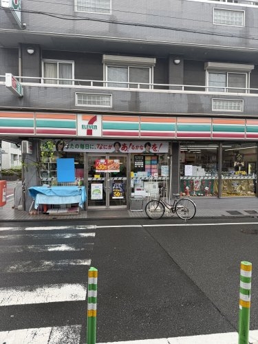 ハイツ志村(セブンイレブン　世田谷北沢店)