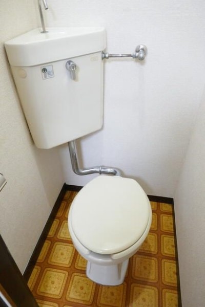 メグ生田目