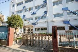 第８三井ビル(品川区立浜川中学校)