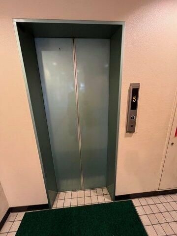 第８三井ビル