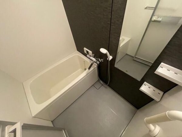 サンパラッツオ六番館