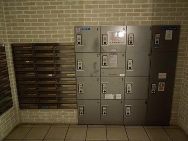 フェニックス笹塚駅前