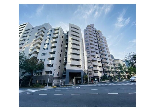 ライオンズマンション目黒青葉台タウンハウス