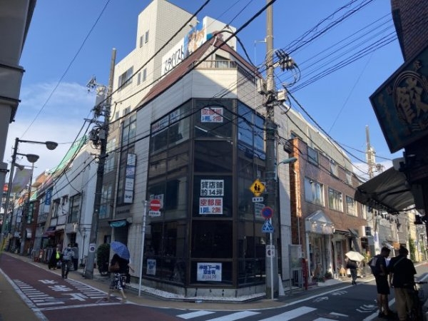 目黒区鷹番３丁目のビル