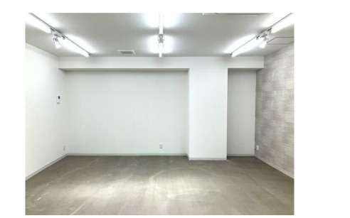 ＴＨＥ　ＨＵＢ　新宿　ＢＡＳＥ