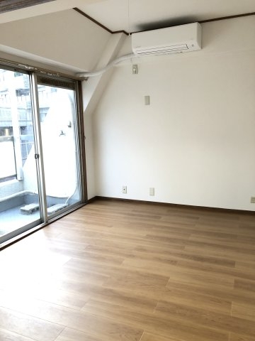 ロジェ麻布