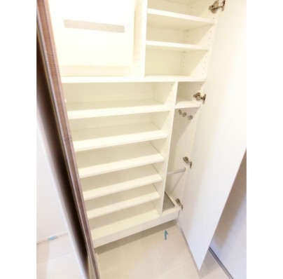 ディアレイシャス三軒茶屋