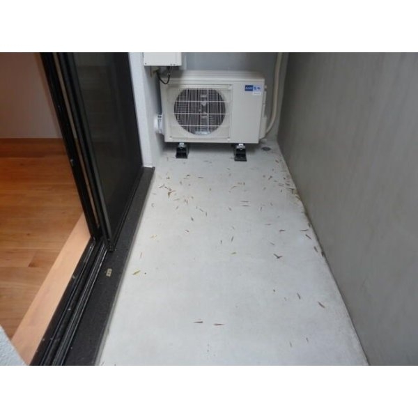 ＬＥＧＡＬＡＮＤ三軒茶屋