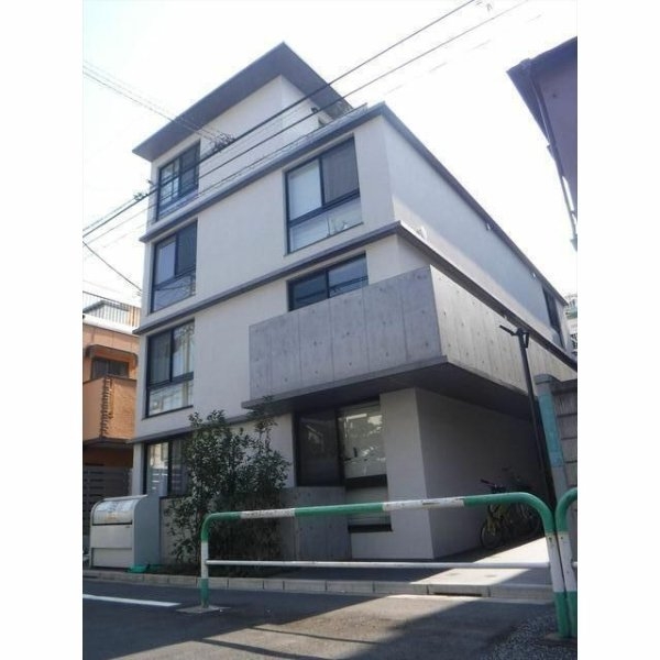 ＬＥＧＡＬＡＮＤ三軒茶屋