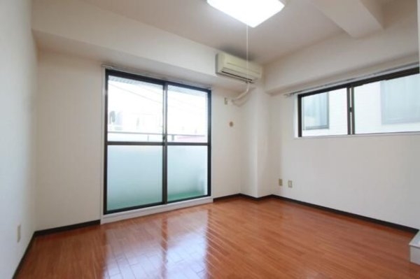 ライオンズマンション三軒茶屋第７
