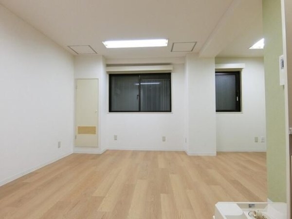 日興パレスビル渋谷