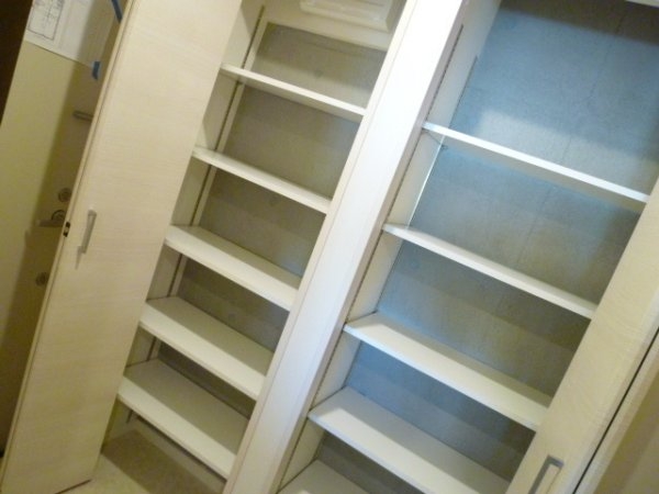 ウェルスクエアイズム三軒茶屋