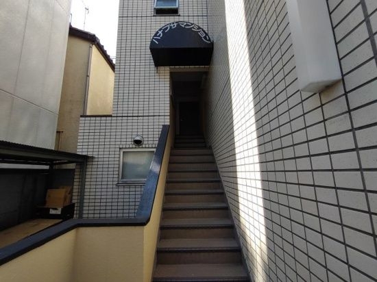 ハナブサマンション
