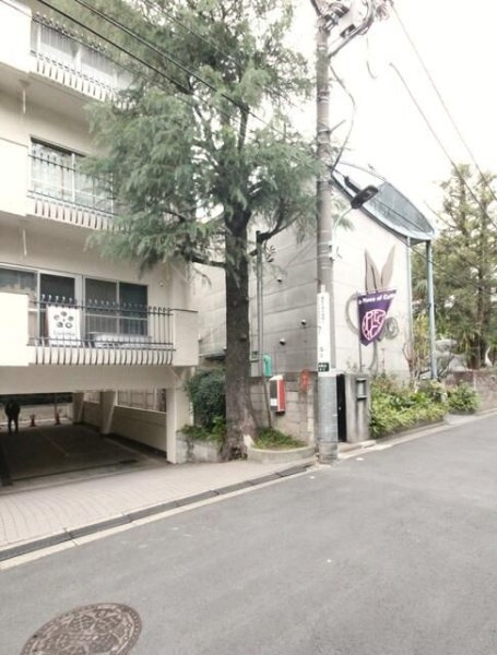 ピロティ南青山