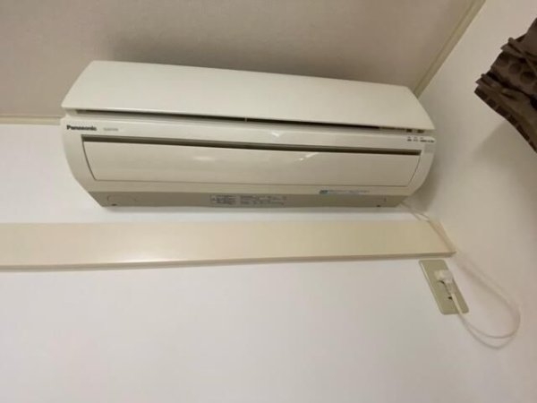 メイイースト