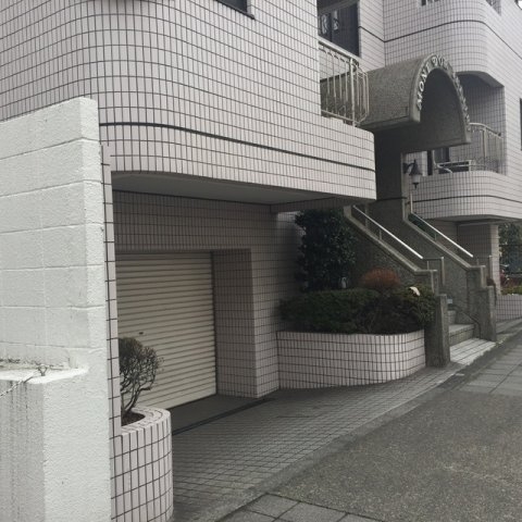 モンドール池尻