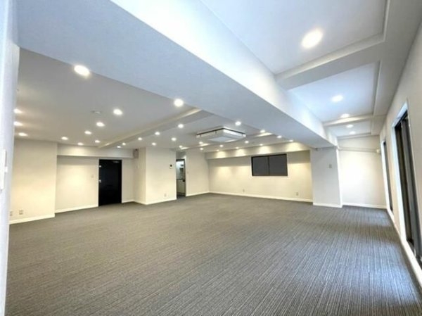ＡＫＡＳＡＫＡ　ＫＯＵＹＵＵ　ＢＬＤ