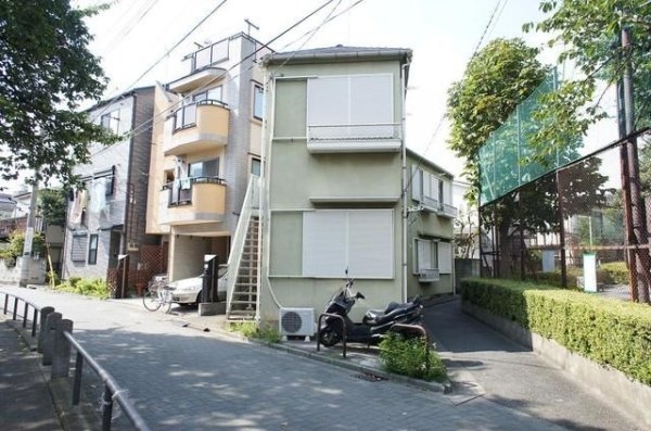まるいわパレス世田谷６
