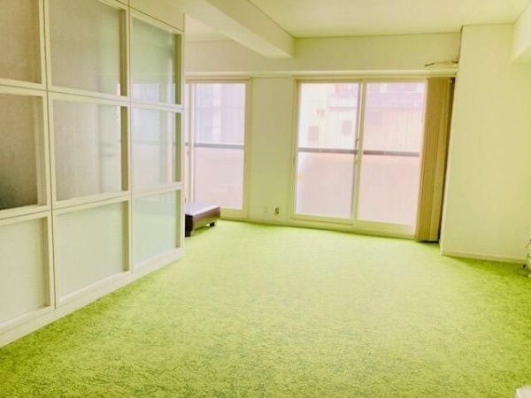 銀座ダイヤハイツ
