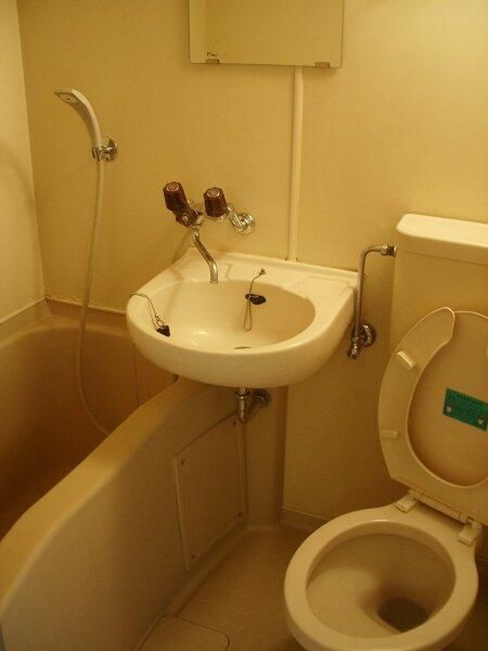 ダイヤアクティ三軒茶屋