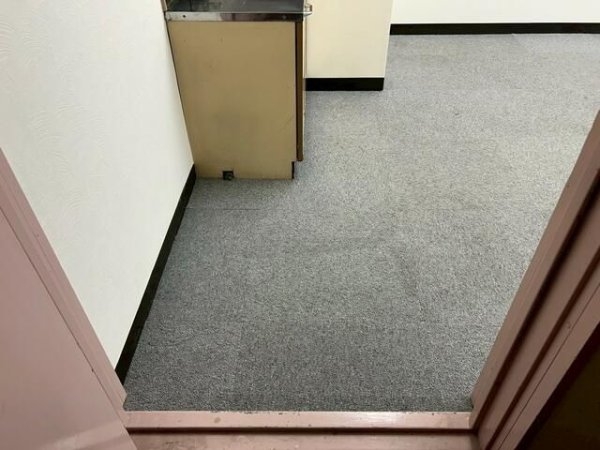 オガタビル