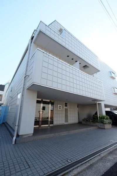ドミール駒大駅前