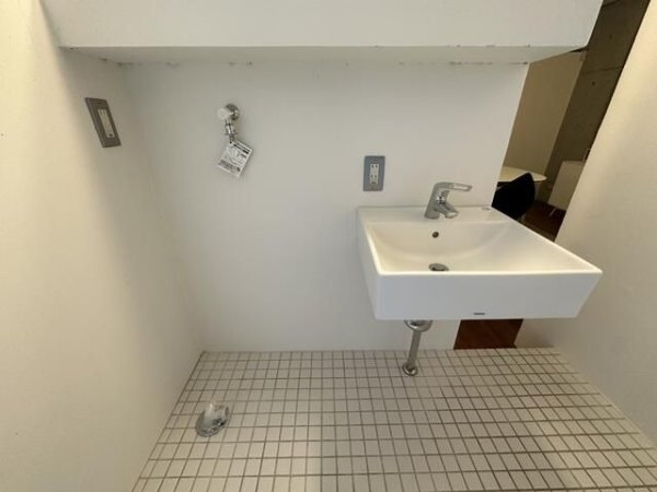 ａ　ｐｌａｃｅ　ｂｙ　Ｗｉｎｅ　Ａｐａｒｔｍｅｎｔ