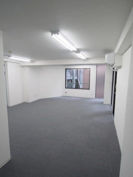 栄屋ハウス