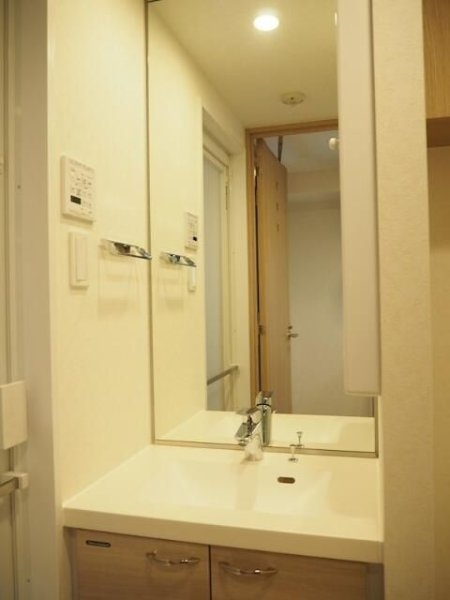 ルーブル三軒茶屋伍番館