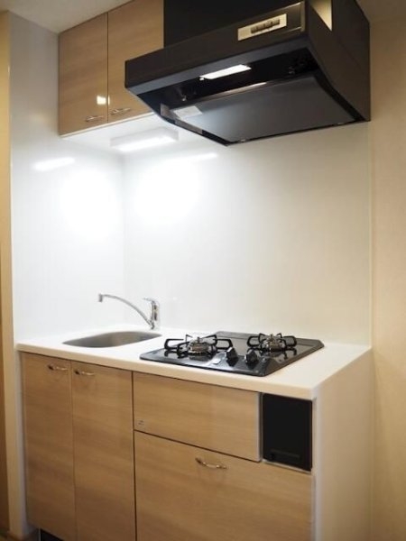 ルーブル三軒茶屋伍番館