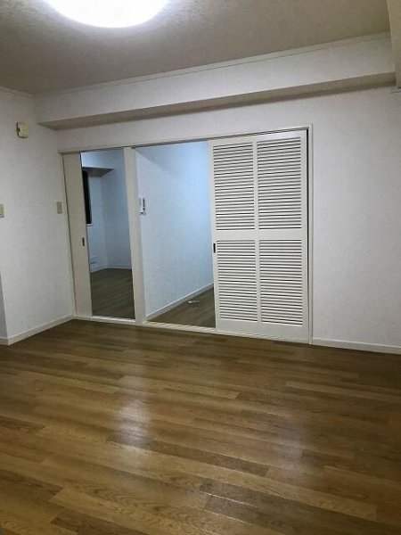 成子坂ハイツ