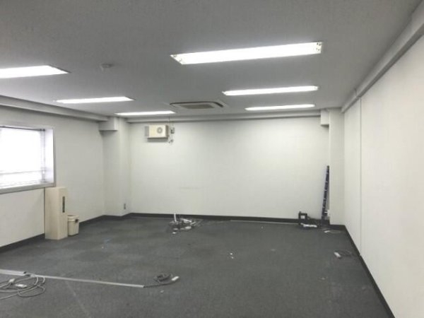 アーバンスクエア神田