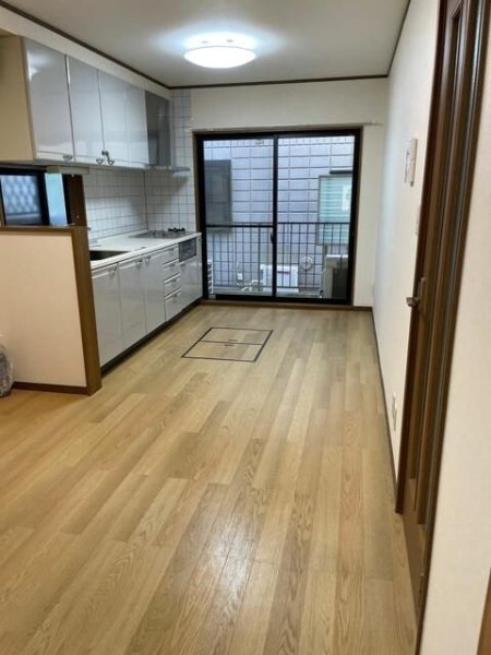 世田谷区下馬１丁目のアパート