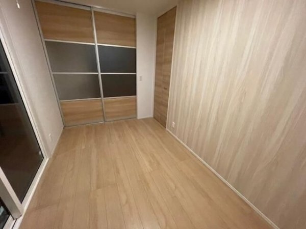 ＬＵＬＬ　ＳＥＴＡＧＡＹＡ