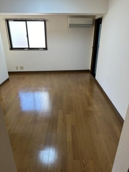 メゾン東山