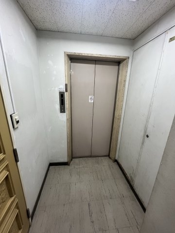 品川区上大崎２丁目の店舗・事務所