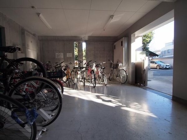 イーストヴァリュー弦巻(その他共用部分)