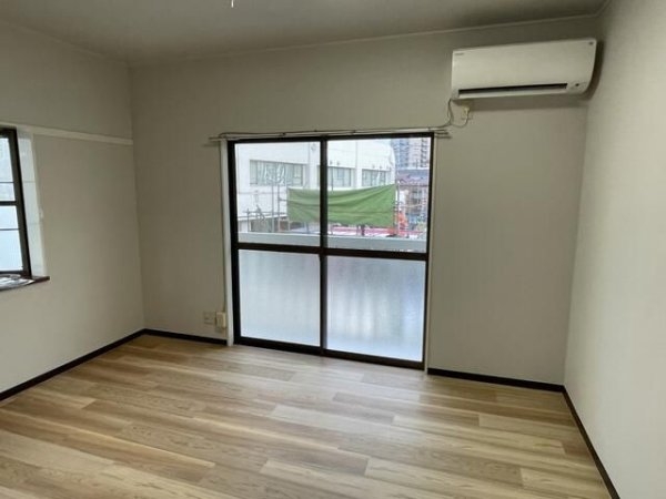 サンパーク三軒茶屋(リビング)