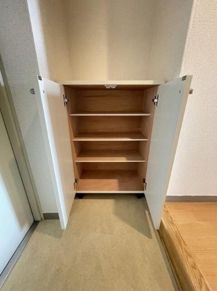 ドミール二子玉川園(玄関)