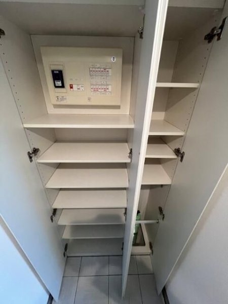 モデルノ トッレ 松濤(収納)